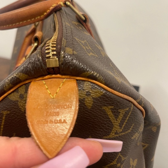 Louis Vuitton Monogram Speedy 30 - Pre-Loved - Original Owner - Picture 5 of 9